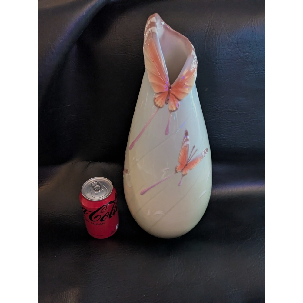 Franz Butterfly Vase Jen Woo Sculpted Porcelain Green FZ00042 15 In